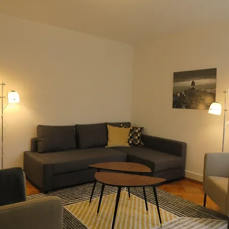 아파트 Furnished