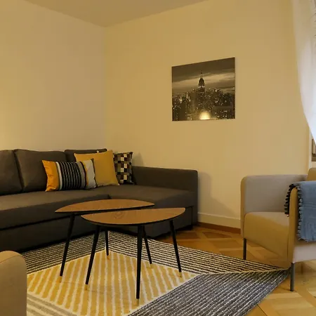 Apartment Furnished *