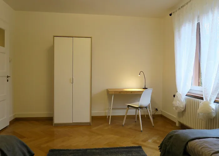 Furnished * ציריך